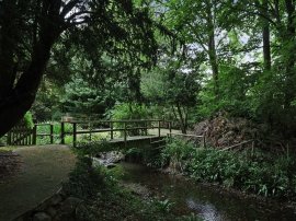 Amy Lane, Chesham thumb 2