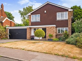 St. Anthonys Avenue, Leverstock Green, Hemel Hempstead thumb 1