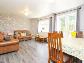 Heaton Park Drive, Bradford thumb 3