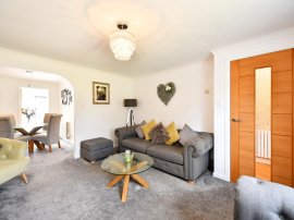 Dalmore Place, Irvine thumb 2