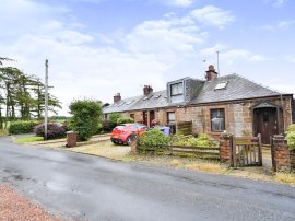 Gowkthorn Cottages, Mauchline thumb 1