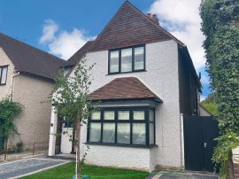 Irvine Road, Colchester thumb 1