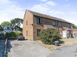 Wadhurst Close, Bognor Regis thumb 1