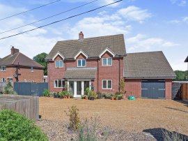 Low Street, Oakley, DISS thumb 1