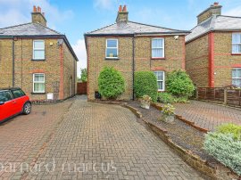 Kingston Road, Epsom thumb 1