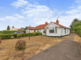 Yarmouth Road, Broome, Bungay photo