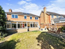 Warwick Drive, Ely thumb 2