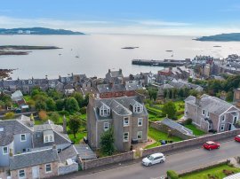 Bute Terrace, Millport, Isle Of Cumbrae thumb 2