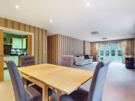 Shoppenhangers Road, Maidenhead thumb 3