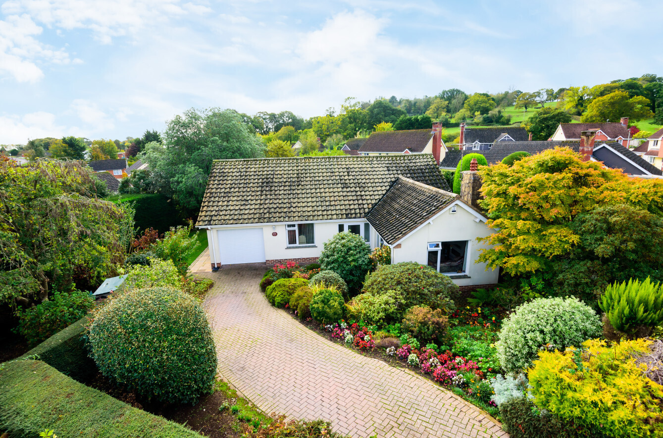 2 bedroom property for sale in Woolbrook Park, Sidmouth, Devon, EX10 Guide price £575,000