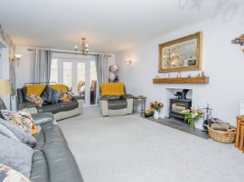 Burlingham Drive, Carlton Colville, Lowestoft thumb 3