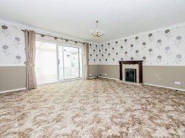 Purley Way, Clacton-On-Sea thumb 2