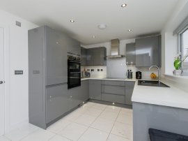 Oak Way, Normanton thumb 3