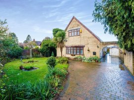 Bawtry Road, Wickersley, Rotherham thumb 1