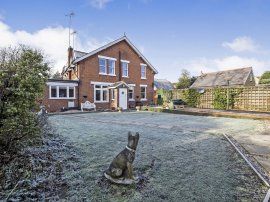 Heath Close, Romford photo