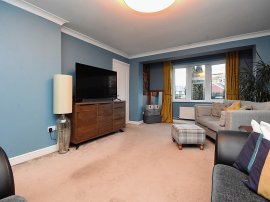 Trotwood Close, Chelmsford thumb 3