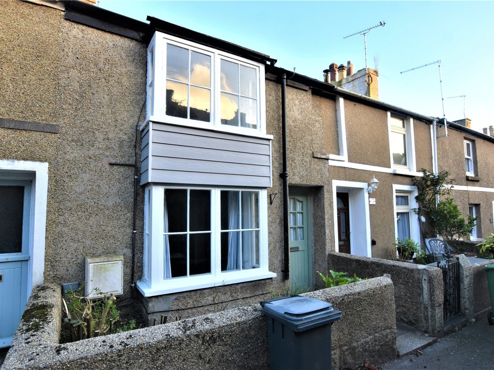 2 bedroom property to let in Redinnick Place, Penzance, Cornwall, TR18