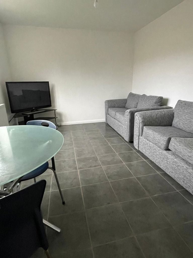 90 Reservoir Road, B29 6TF Image 5