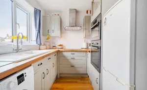 Click for details Southfield Avenue, Preston, Paignton, Devon, TQ3 photo