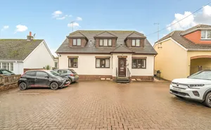 Click for details Southfield Avenue, Preston, Paignton, Devon, TQ3 photo