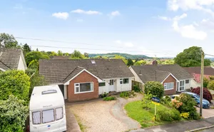 Click for details Hill Crescent, Honiton, Devon, EX14 photo