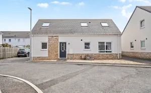 Click for details Capstan Drive, Highbridge, Somerset, TA9 photo