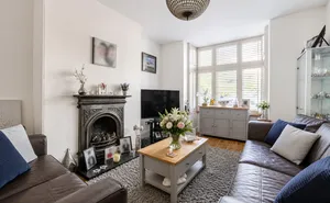Click for details Third Avenue, Teignmouth, Devon, TQ14 photo