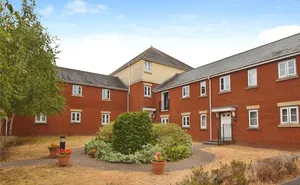 Click for details Russell Walk, Exeter, Devon, EX2 photo