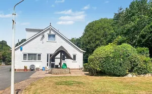 Click for details Woodbury Salterton, Exeter, Devon, EX5 photo