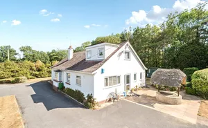 Click for details Woodbury Salterton, Exeter, Devon, EX5 photo