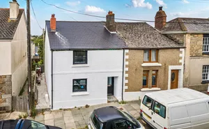 Click for details Wendron Street, Helston, Cornwall, TR13 photo