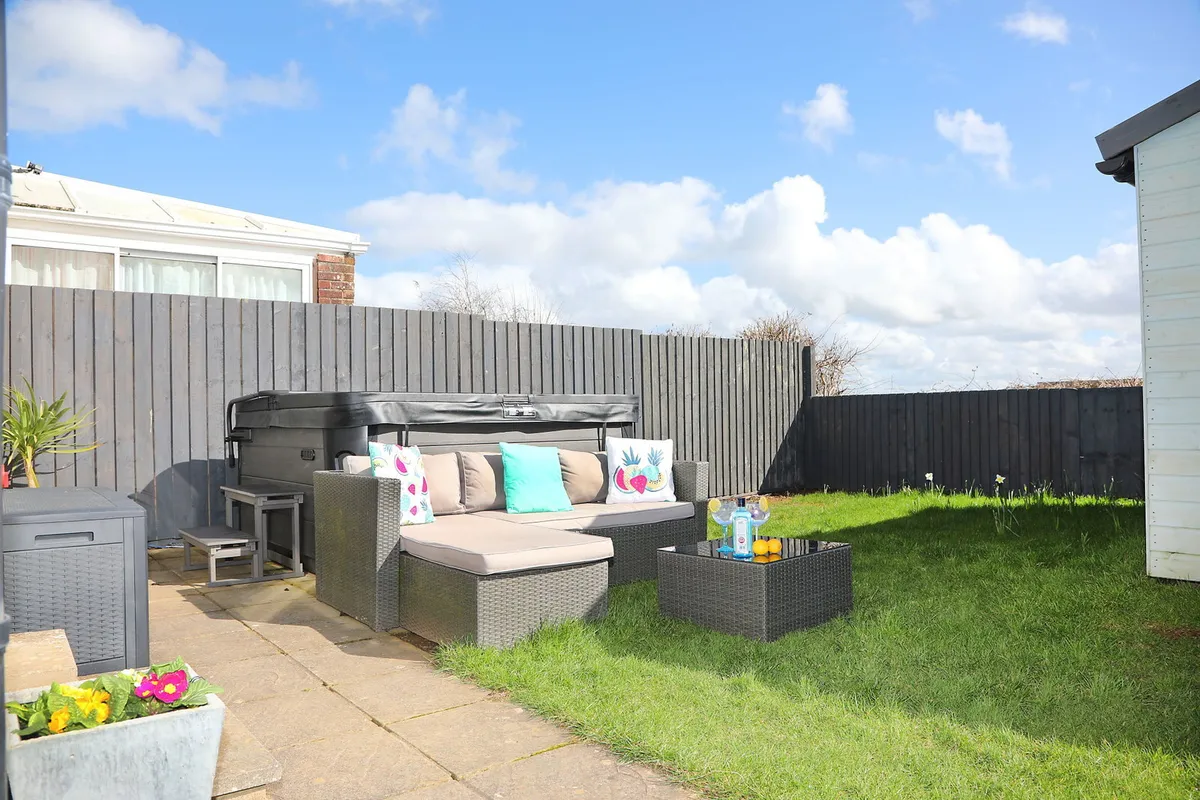 Orleigh Close, Buckland Brewer, Bideford, EX39 5NY