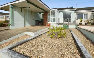 Click for details Helens Mead Close, Torquay, Devon, TQ2 photo