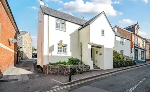 Click for details Fore Street, Bovey Tracey, Newton Abbot, Devon, TQ13 photo