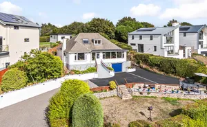 Click for details Fluder Crescent, Kingskerswell, Newton Abbot, TQ12 photo