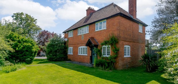 Sale Agreed in 14 Days