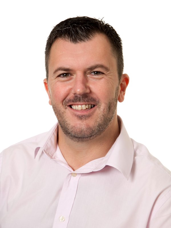 Darren Holmes, Underwriting Team Leader from C P Walker Beeston office
