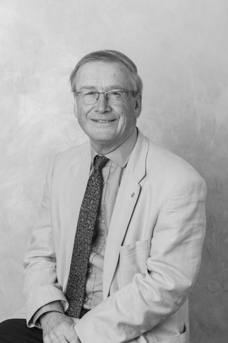 Roger Punch FRICS photo