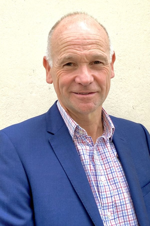 Martin Walker, Consultant from Jones Robinson Devizes Estate Agents office