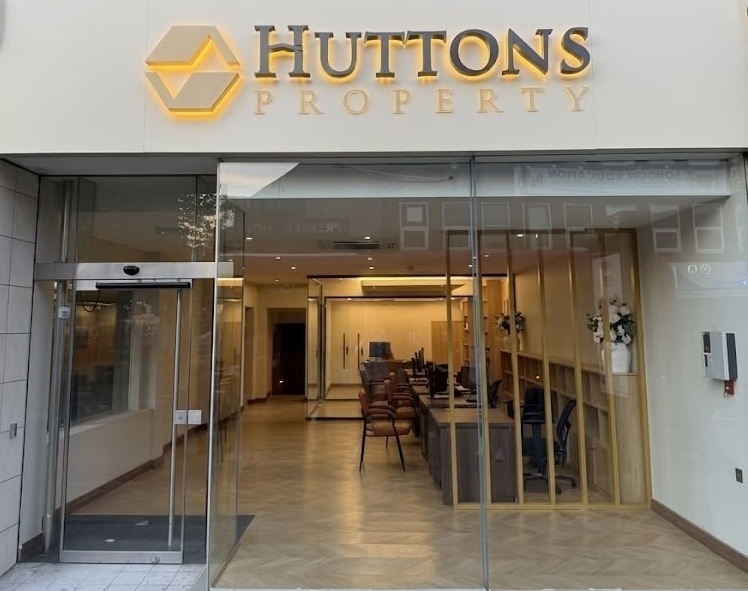 47 Station Road
Hayes
Middlesex
UB3 4BE