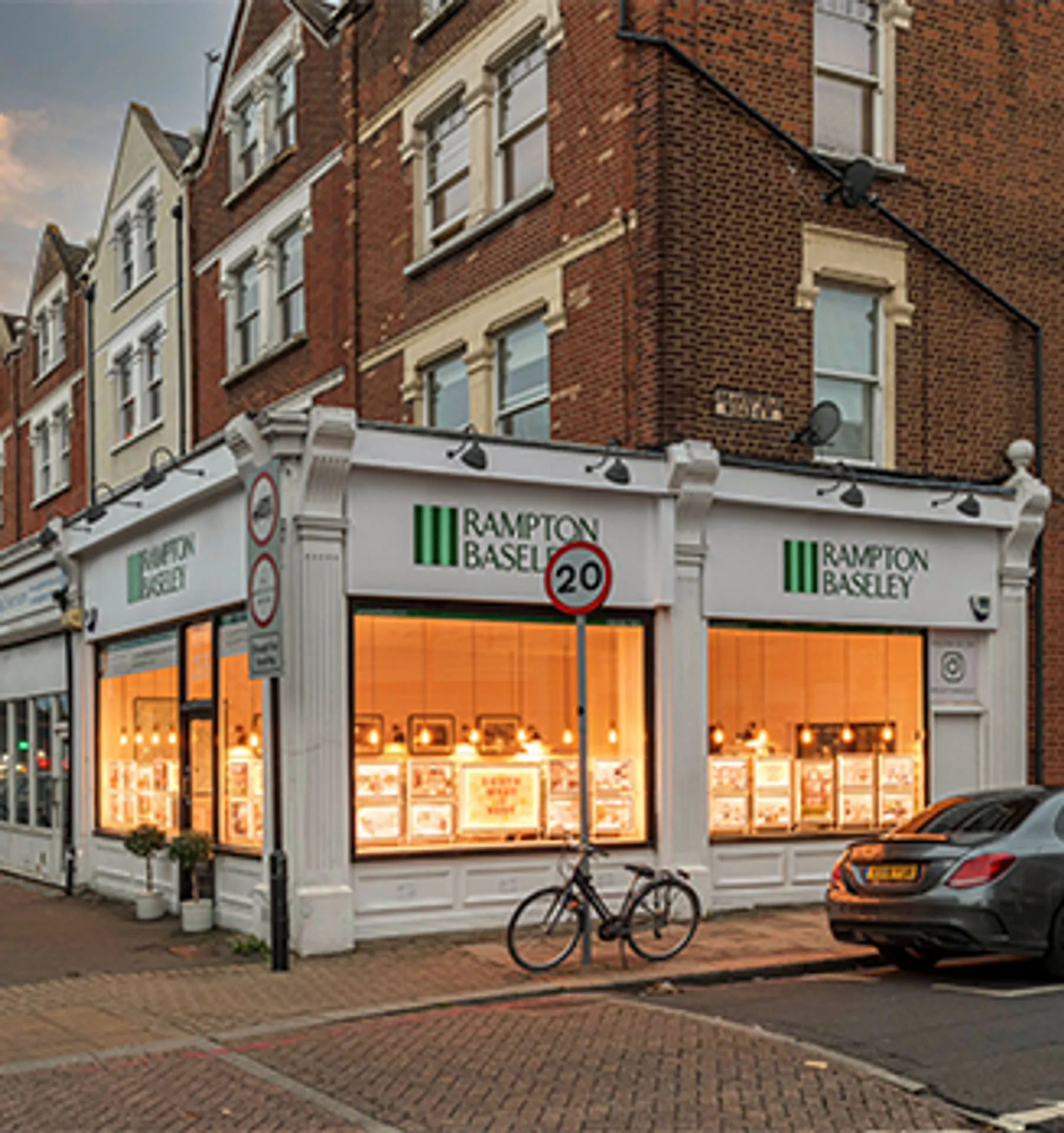 https://mr1.homeflow-assets.co.uk/files/media/image/0000/0000/eaf7a2b410465a741d4cd7e9fd6a4e3d/TAB-small.png