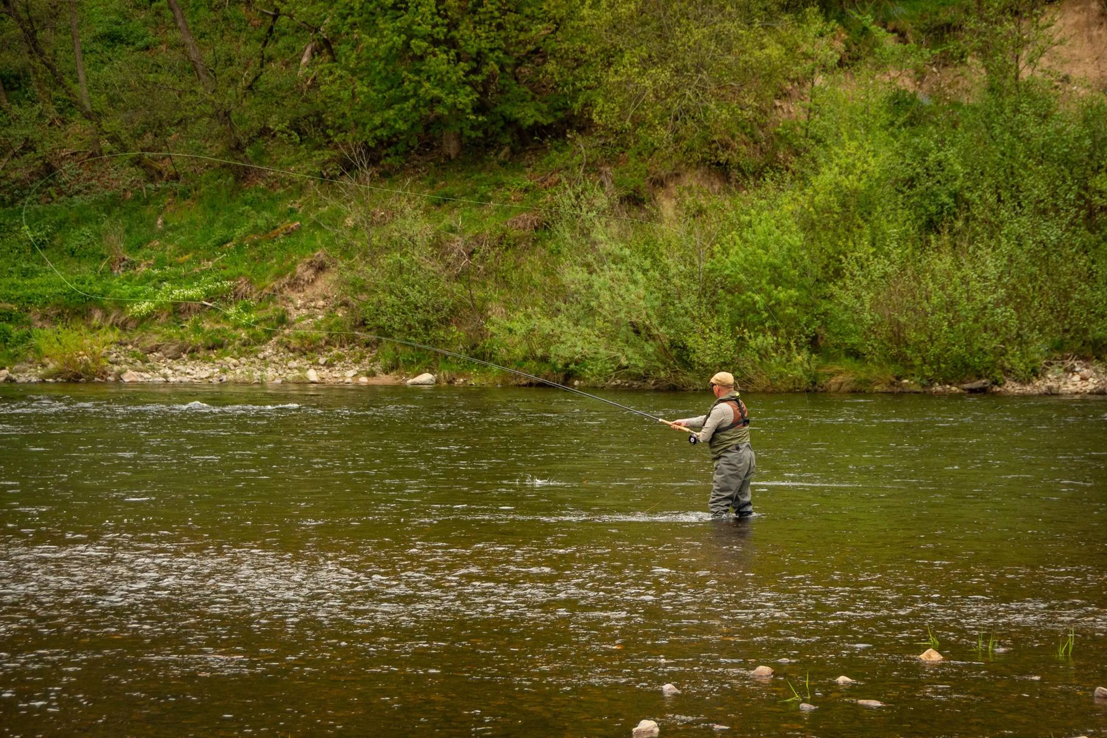 https://mr1.homeflow-assets.co.uk/files/media/image/0000/0000/078dc60b1eb91adbbe7a4fc3845892f9/78886_Fishing-007.jpg