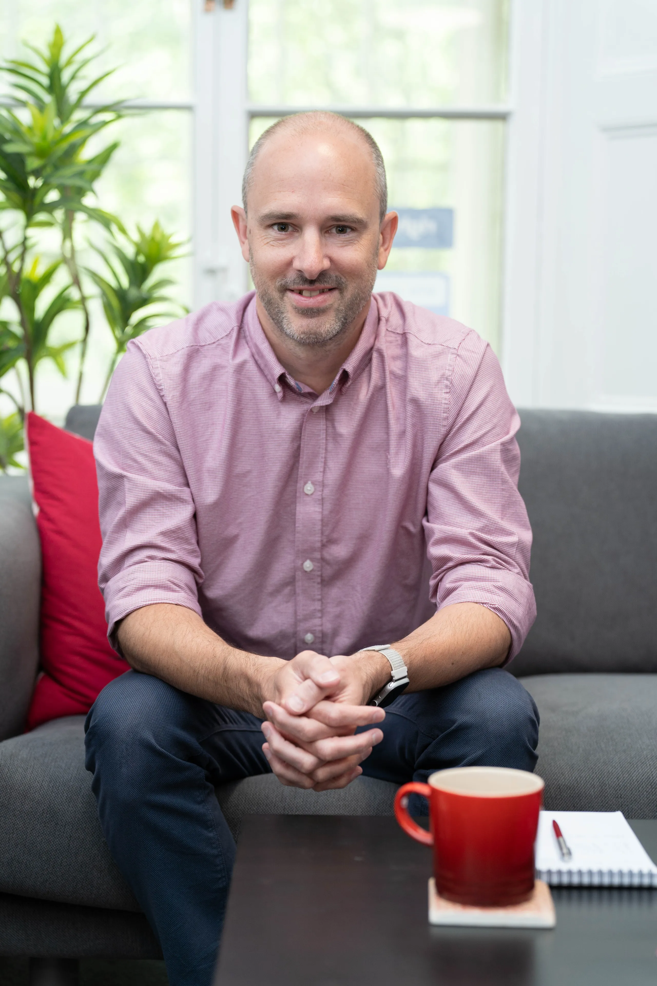 https://mr1.homeflow-assets.co.uk/files/media/image/0000/0000/232e2de306efad8180a66124c8091ea8/HellierRidley-225.jpg
