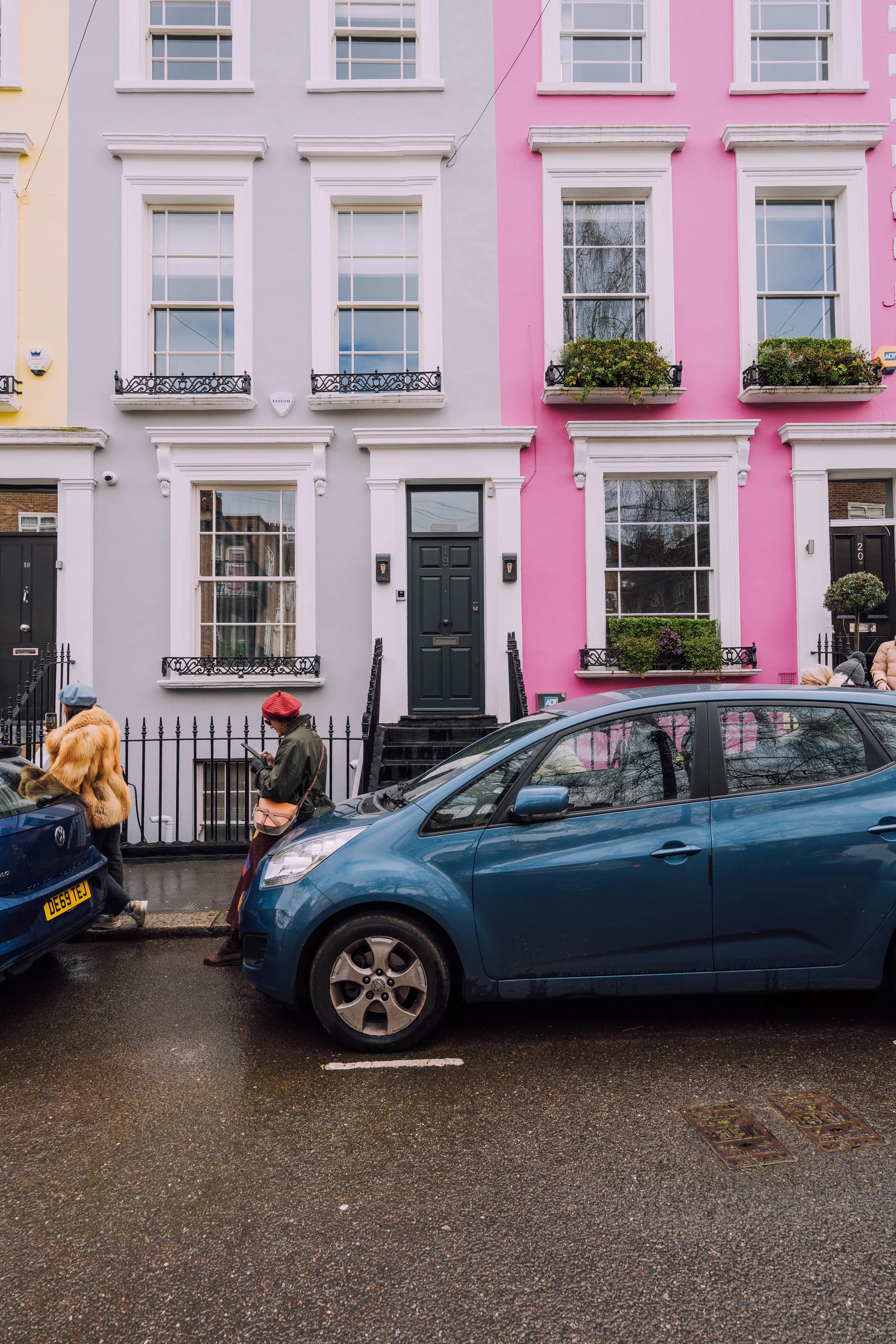 Five ways to speed up your property sale this autumn