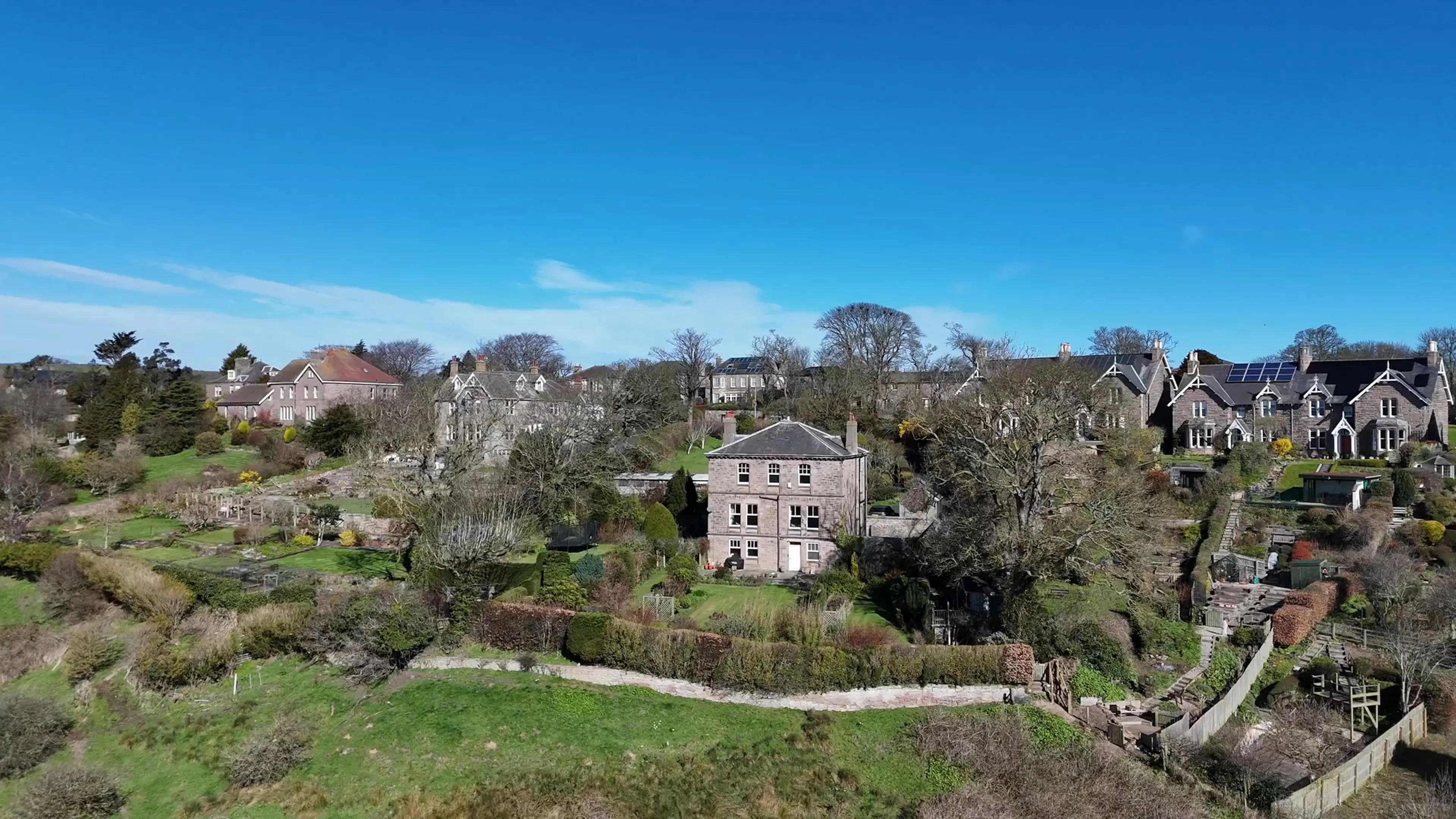 https://mr1.homeflow-assets.co.uk/files/media/image/0000/0000/e62b6720ddf8df8bd696fc48d63ff374/berwick-static.jpg