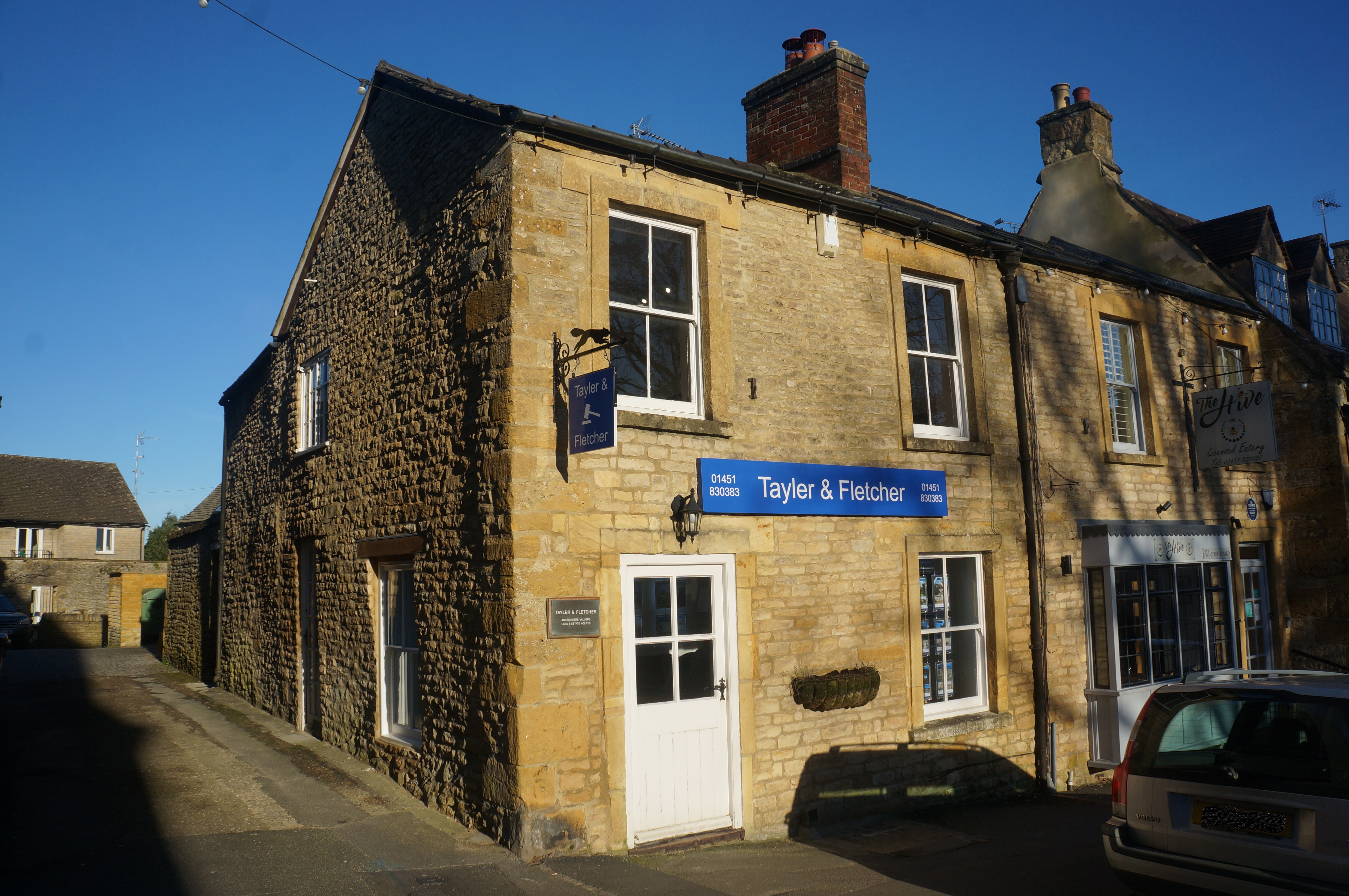 https://mr1.homeflow-assets.co.uk/files/media/image/0000/0000/5df0da2e4f1e2fead9d33dfa6b039704/Stow_Office_Fox_Cottage.jpg