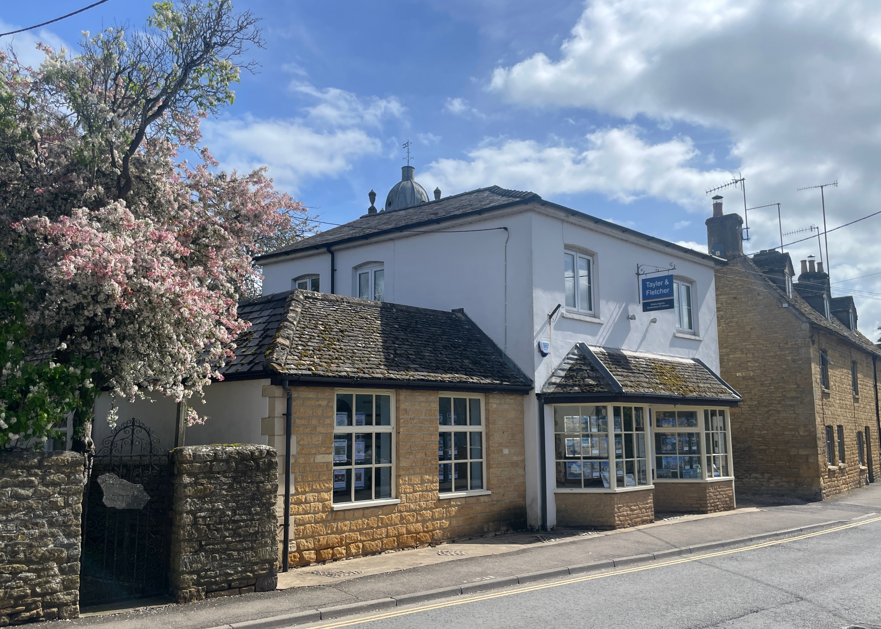 Estate Agents In Bourton On The Water
