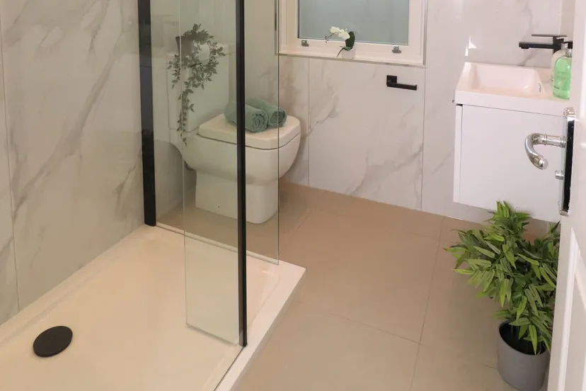 bathroom-6.jpg