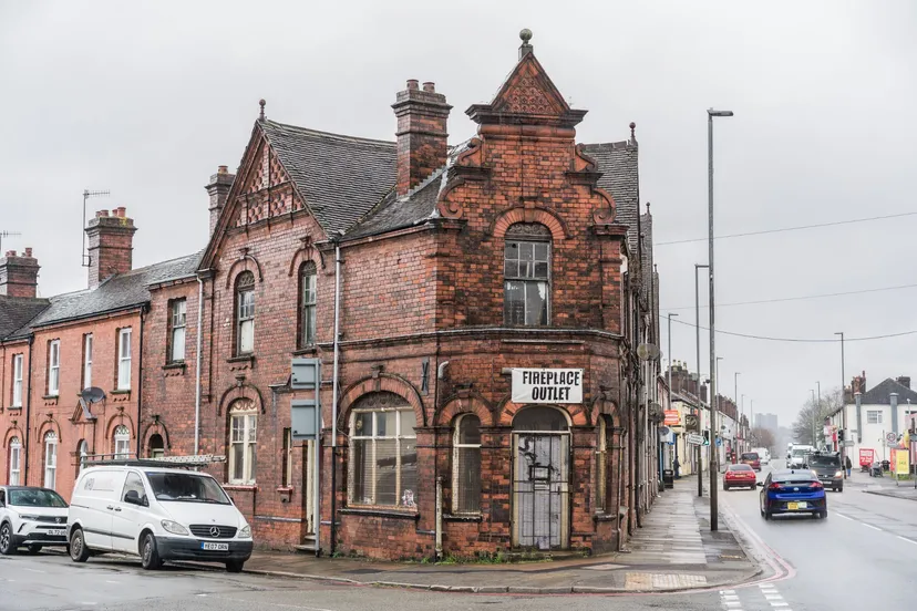 https://mr1.homeflow-assets.co.uk/files/media/image/0000/0000/a48a5562e800a167ade9f442fa3dbb81/estate-and-letting-agents-fenton-stoke-on-trent.jpg