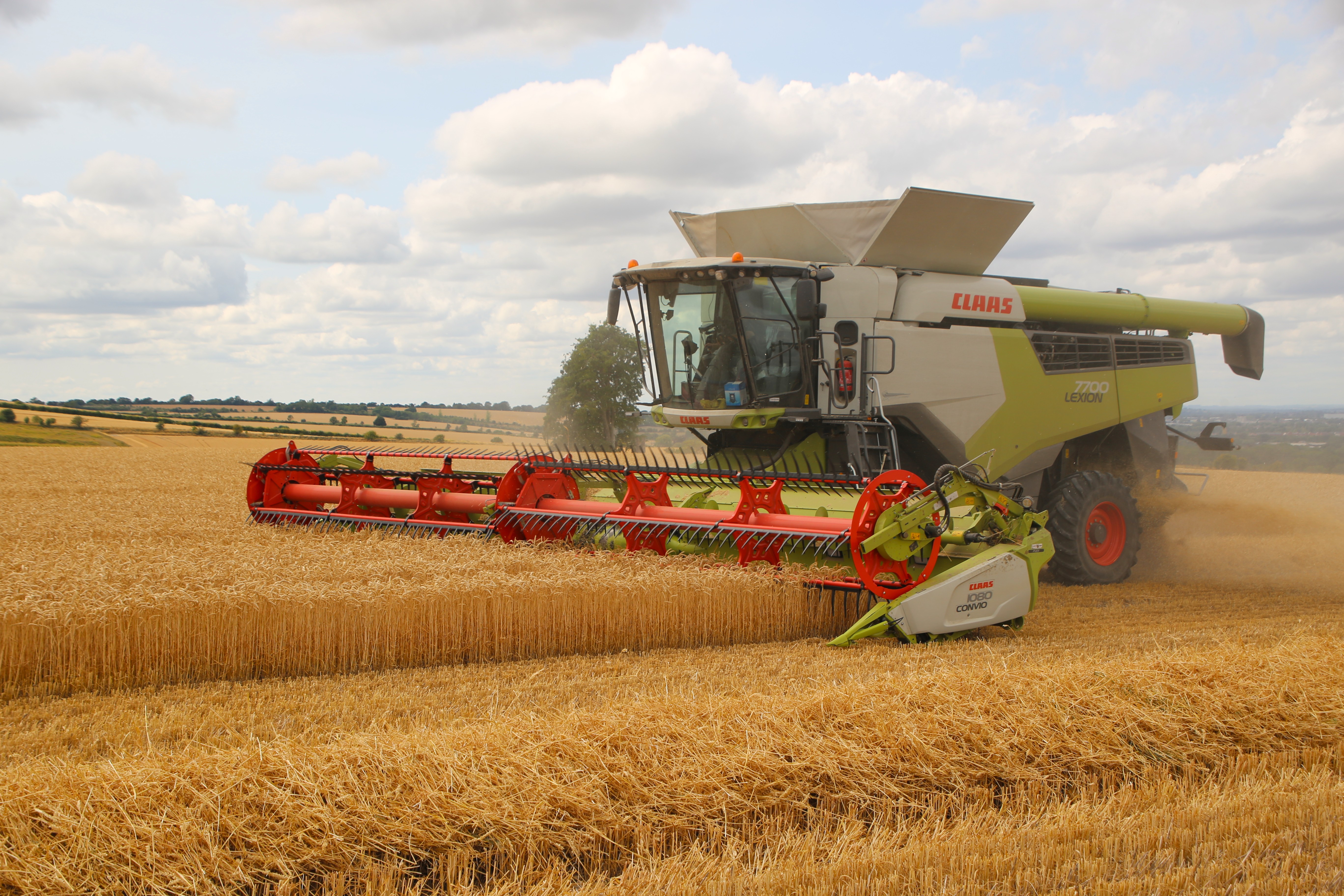 https://mr1.homeflow-assets.co.uk/files/media/image/0000/0000/9069e0cf1b1a0d9c63d8611e4c32baef/07AgriculturalAdvice.JPG